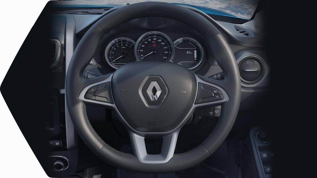 Tech on the inside has been revamped to include a 7-inch touchscreen infotainment system with phone app connectivity, voice recognition and EcoGuide along with an Arkamys sound system. (Image Source: Renault)
