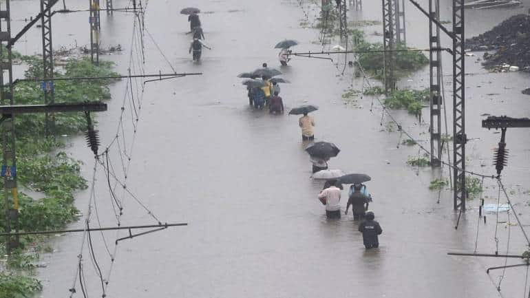 Maharashtra Floods Water Recedes In Kolhapur Nh 4 Likely To Open