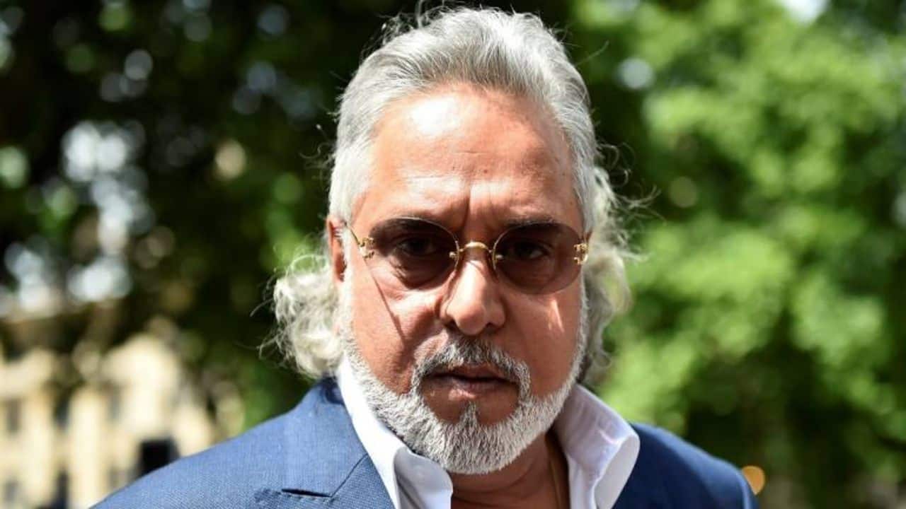 Mallya asks trolls to get their 'facts right’ before calling him 'chor', gets trolled again Mallya asks trolls to get their 'facts right’ before calling him 'chor', gets trolled again