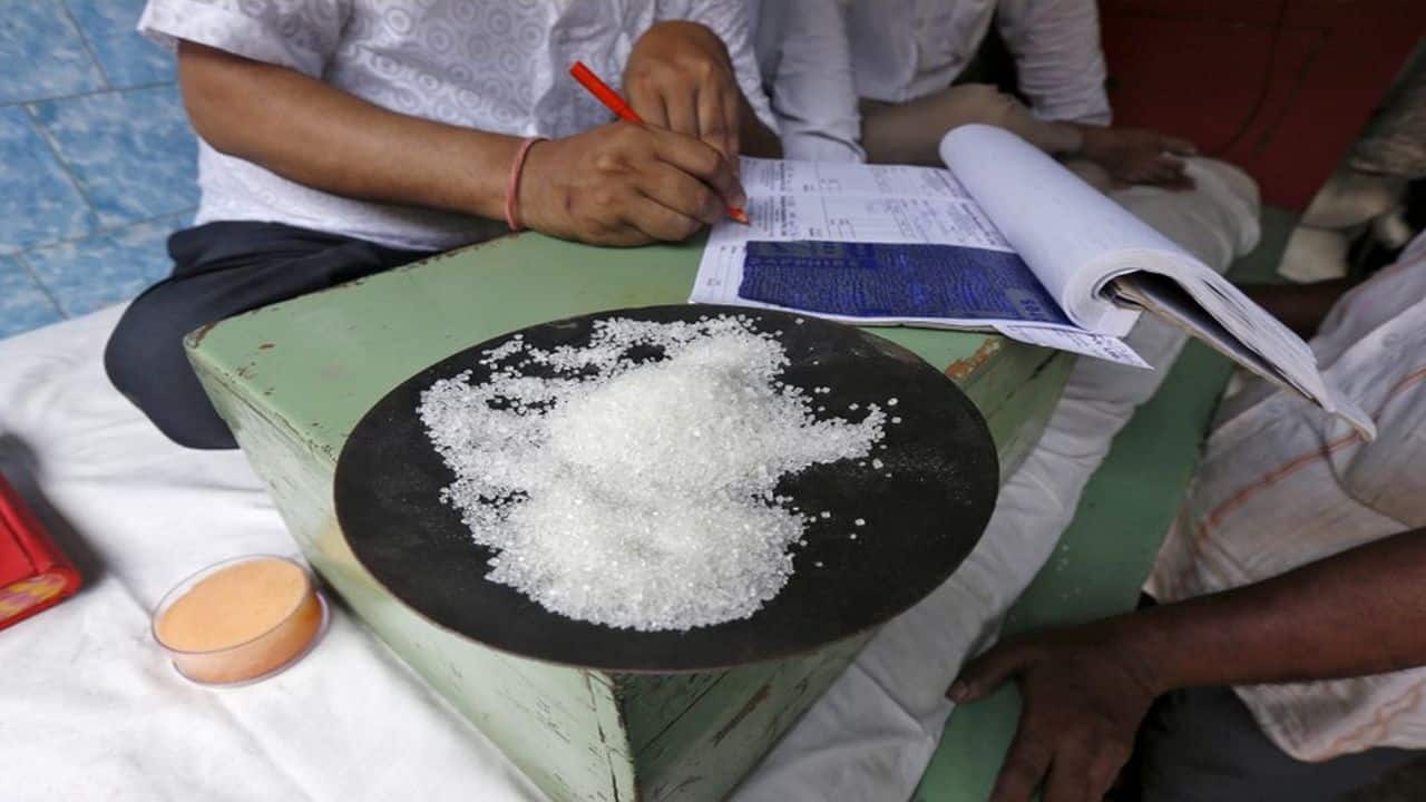 Govt extends restrictions on sugar exports beyond October