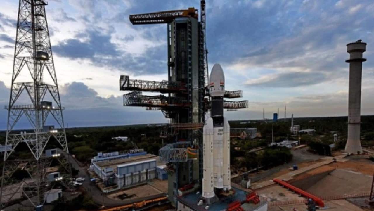 Chandrayaan 2: NASA seems to be praising itself in congratulatory tweet to ISRO Chandrayaan 2: NASA seems to be praising itself in congratulatory tweet to ISRO