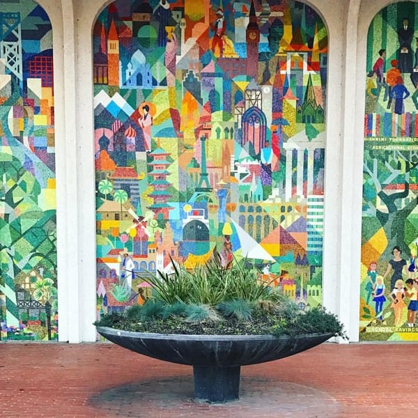 Q17. This Mosaic Mural can be found in the town of San Mateo. Whose life does it depict?