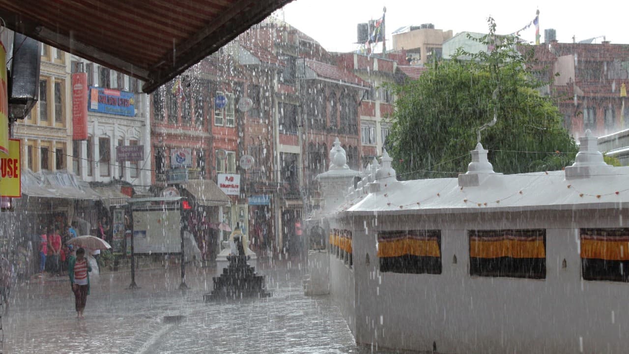Rains batter Lucknow, Pune: Climate change is causing abrupt weather patterns in India