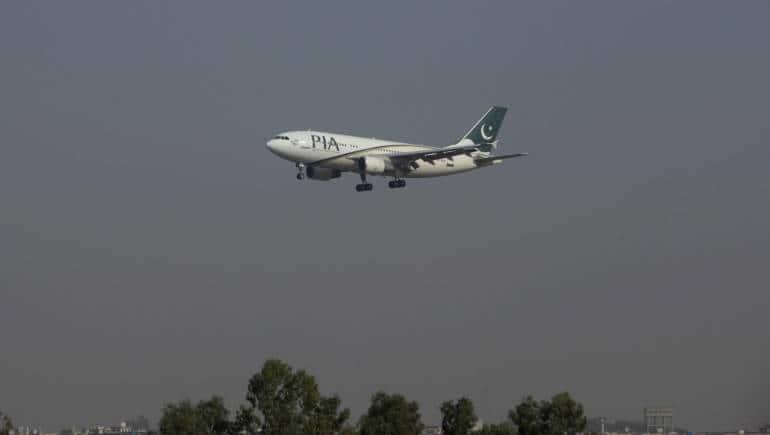 PIA plane crash | Nearly 40% pilots in Pakistan have fake licences, are not qualified to fly, says country's aviation minister