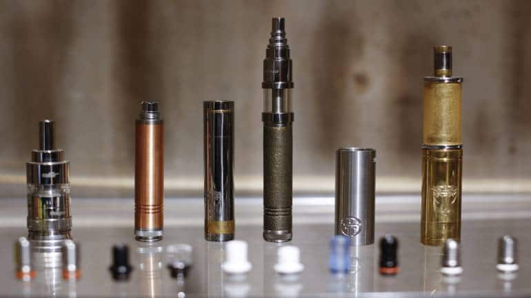 India faces first court challenges to e cigarette ban