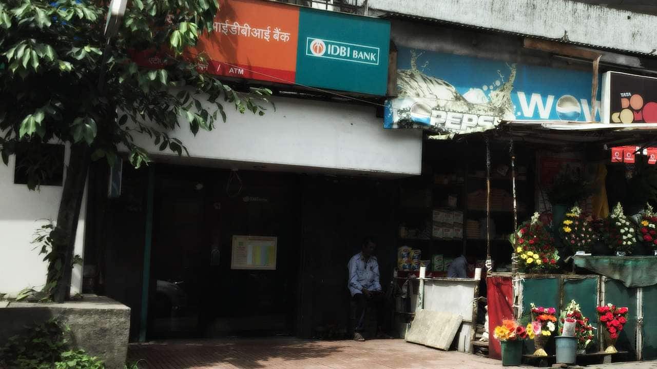 IDBI Bank: IDBI Bank offloads entire stake in Ageas Federal Life Insurance Company to partner Ageas. The bank sold entire stake in Ageas Federal Life Insurance Company to partner Ageas Insurance International NV. In May 2022, the bank had entered into a Share Purchase Agreement to sell its entire stake of 20 crore equity shares in Ageas Federal Life Insurance Company to Ageas Insurance International NV. With this sale, IDBI Bank's shareholding in Ageas Federal Life Insurance Company now stands at NIL.