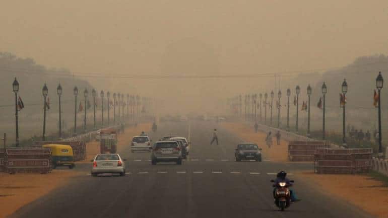 Air Pollution Updates: High humidity keeps Delhi's air quality 'very poor'