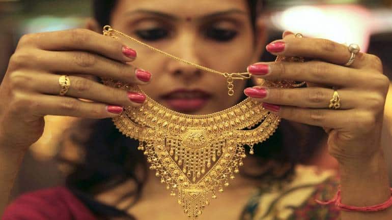 Gold price up Rs 19 at Rs 38,450 per 10 grams on festive demand ...