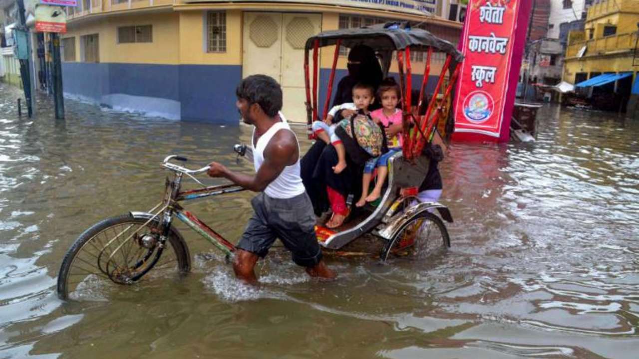 Mumbaikars rejoice as IMD confirms Monsoon retreat on Twitter Mumbaikars rejoice as IMD confirms Monsoon retreat on Twitter