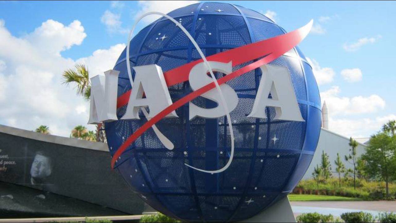 Astronauts arrive for NASA’s 1st home launch in decade