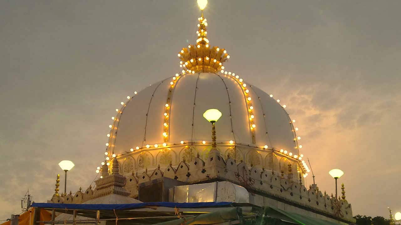 Supreme Court dismisses PIL against PM Modi offering chadar at Ajmer Sharif dargah: 'Not justiciable'