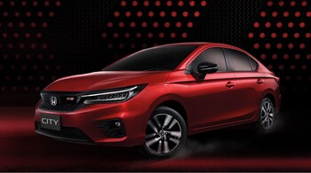 Honda | Rs 2.5 lakh | Honda’s festive offers are available on a number of their cars including the City, Amaze, Jazz and even the Civic which receives benefits close to Rs 2.5 lakh.