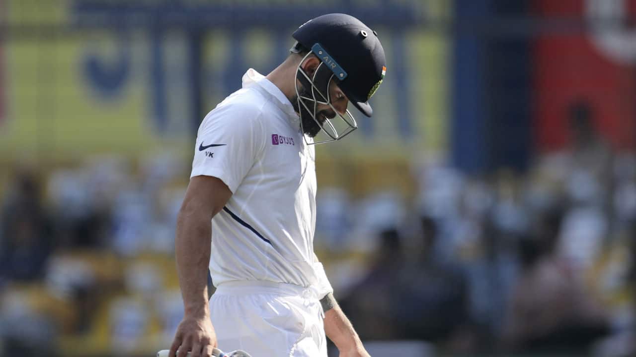 Does Dhoni as mentor signal the beginning of the end to Kohli's captaincy? Does Dhoni as mentor signal the beginning of the end to Kohli's captaincy?