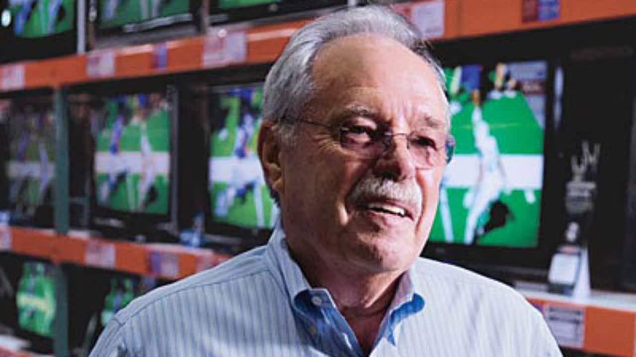 James Sinegal | Costco - 28 years (Image: Facebook/James SInegal)