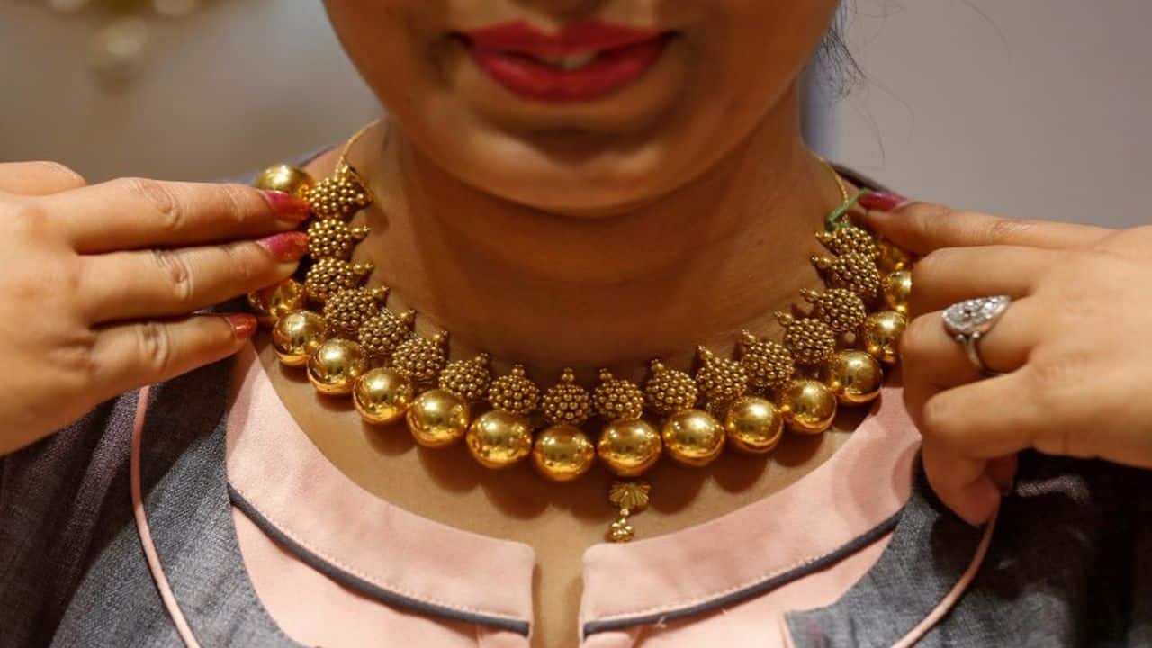 Dhanteras 2021: India to see Rs 20,000 cr gold sales on firm demand; Experts see prices around Rs 52,000-53,000 by next Diwali