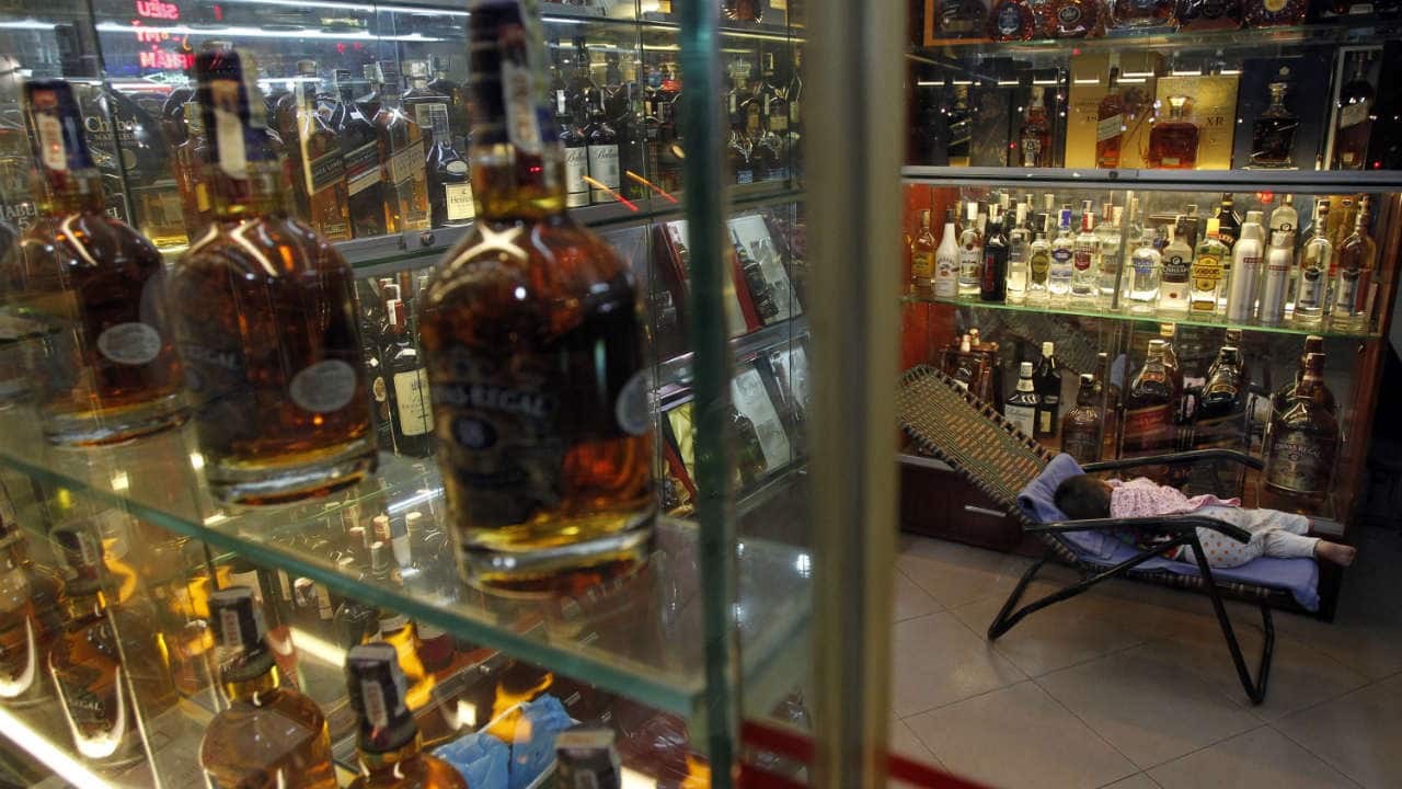 Russia | Alcohol: 3 Liter alcohol |Cigarettes/Tobacco: 200 cigarettes or 50 cigars or 250 grams tobacco. (Image: Reuters) Russia | Alcohol: 3 Liter alcohol |Cigarettes/Tobacco: 200 cigarettes or 50 cigars or 250 grams tobacco. (Image: Reuters)