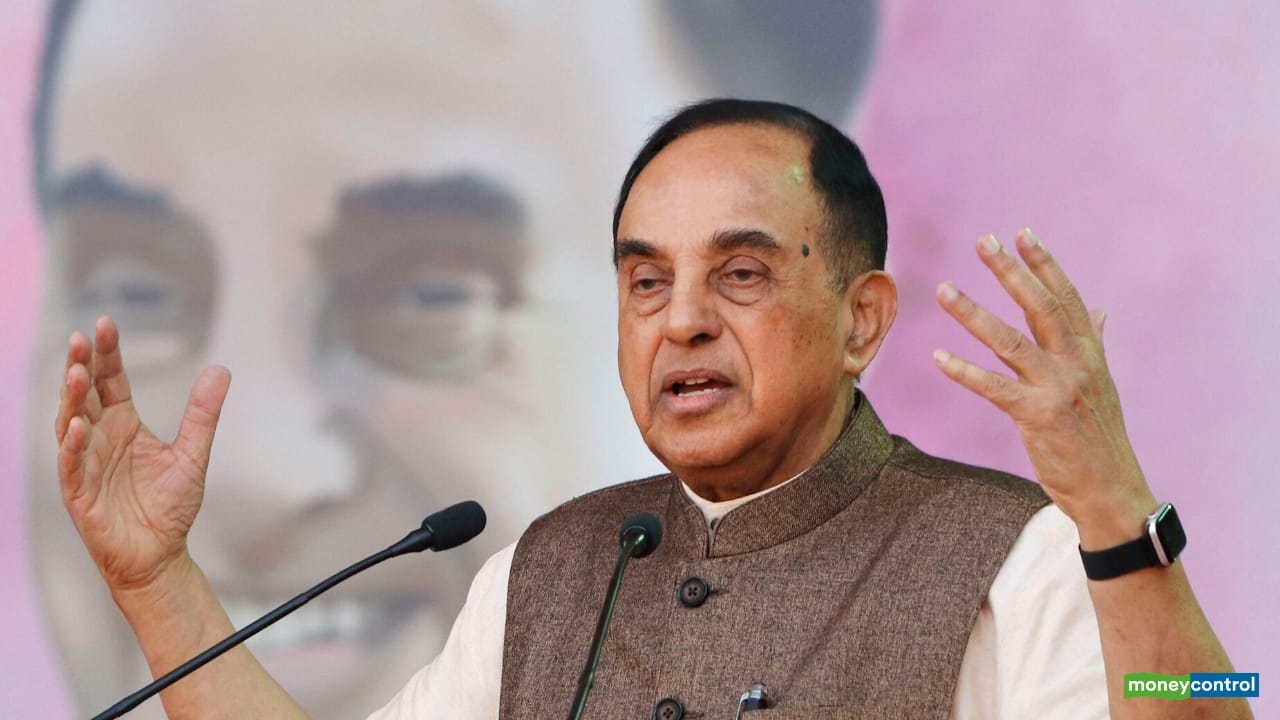 BJP leader Subramanian Swamy steps up attack on party's IT cell chief Amit Malviya BJP leader Subramanian Swamy steps up attack on party's IT cell chief Amit Malviya