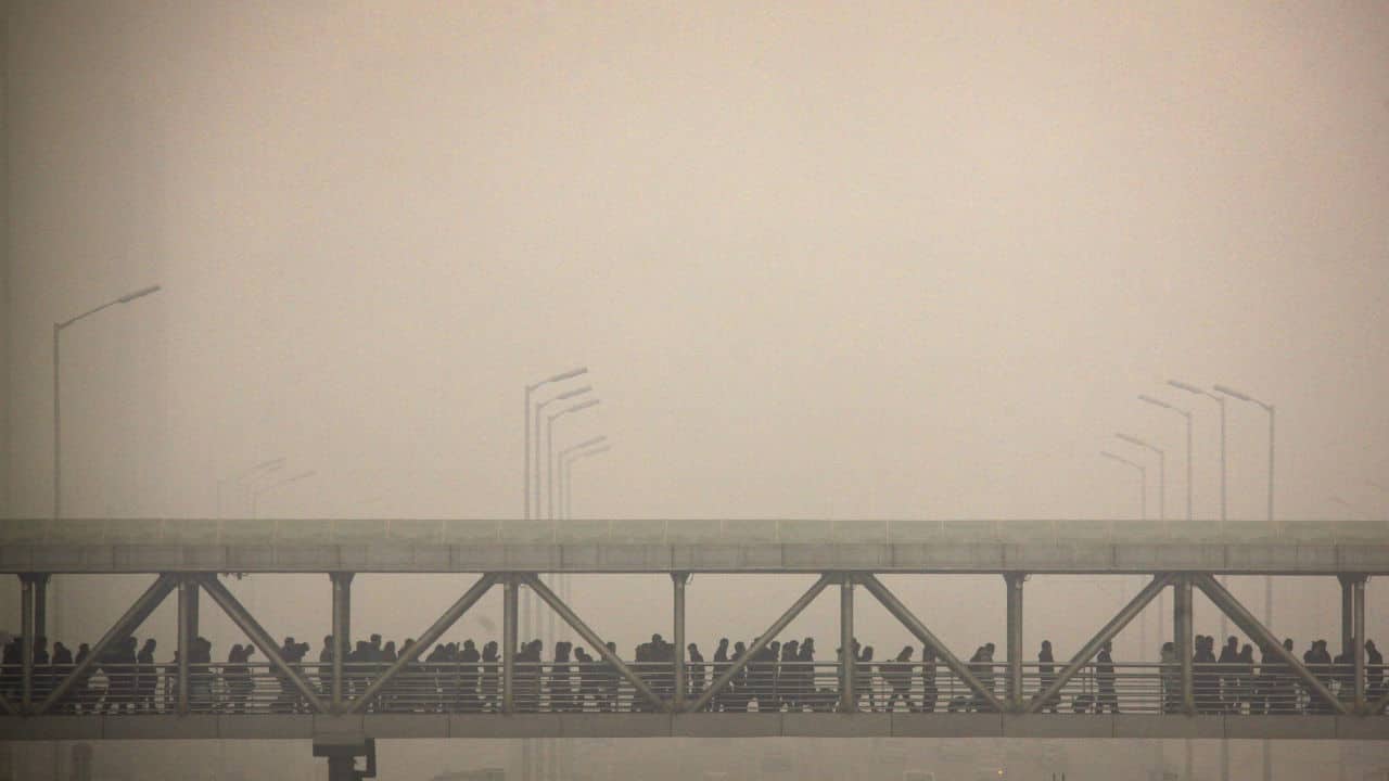 China mainland | Estimated cost per year | US$900 billion. (Image: Reuters)