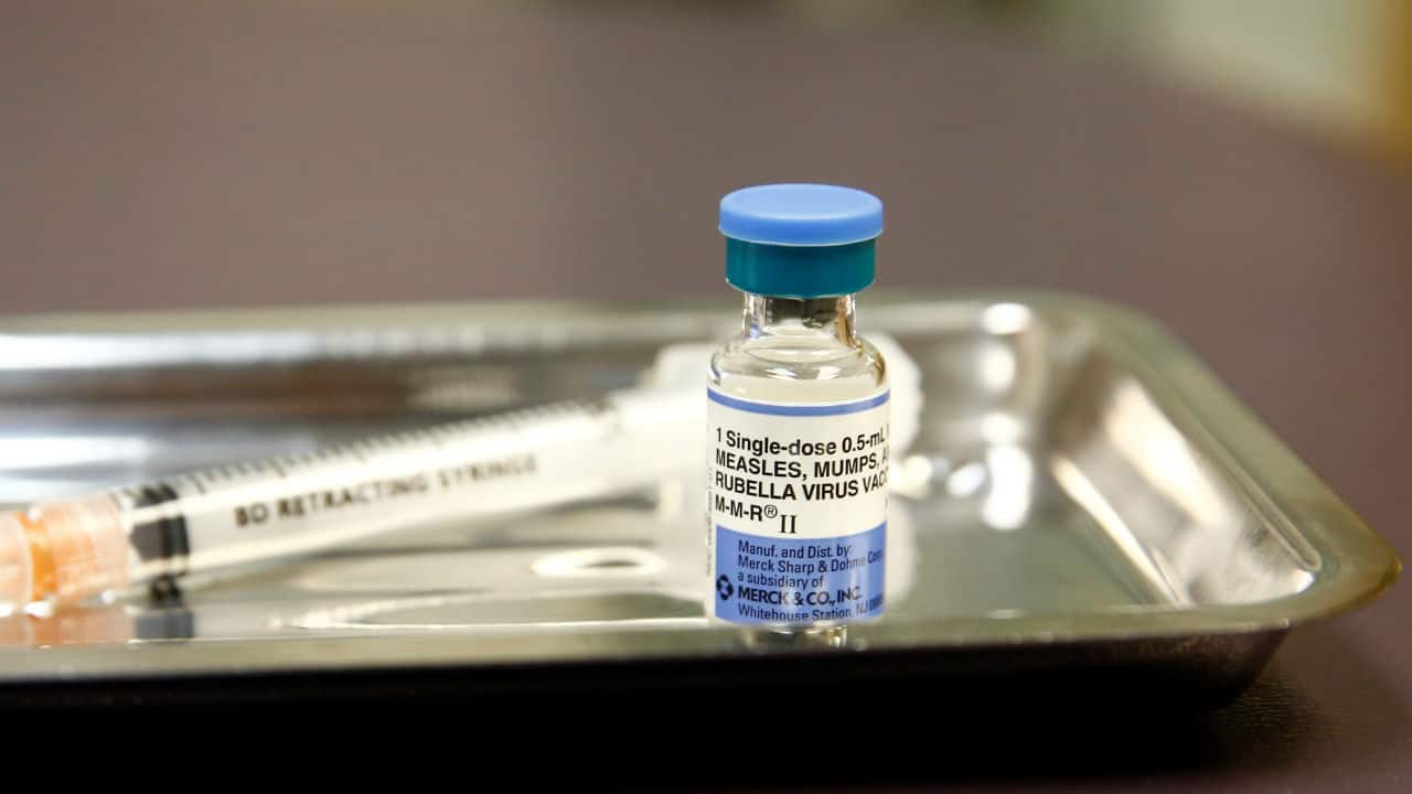 Mumps | 4-7 number of people affected by a sick person. Vaccine available| Yes (Image: Reuters)