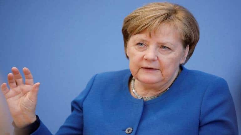 The Merkel rhombus: How a hand gesture became a brand