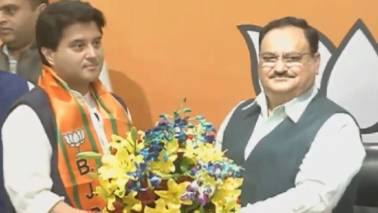 Politics | Jyotiraditya Scindia was left with no option in the Congress Politics | Jyotiraditya Scindia was left with no option in the Congress