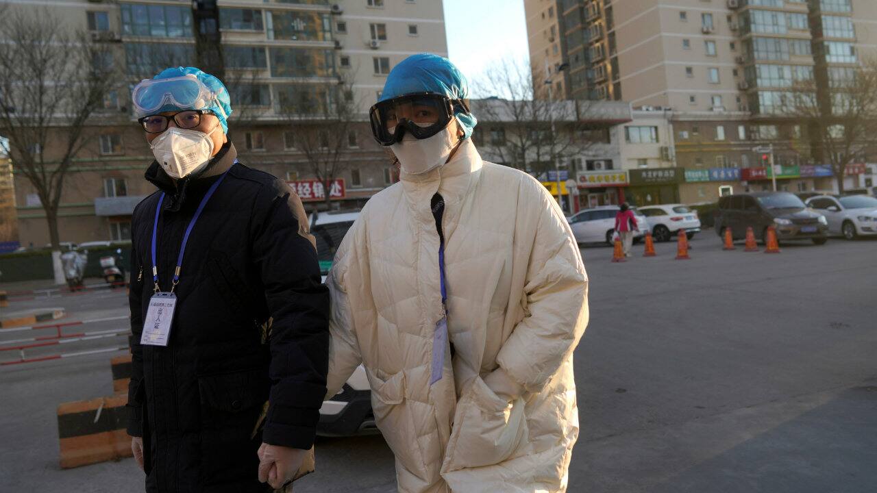 Why wear face masks in public? Here's what the research shows