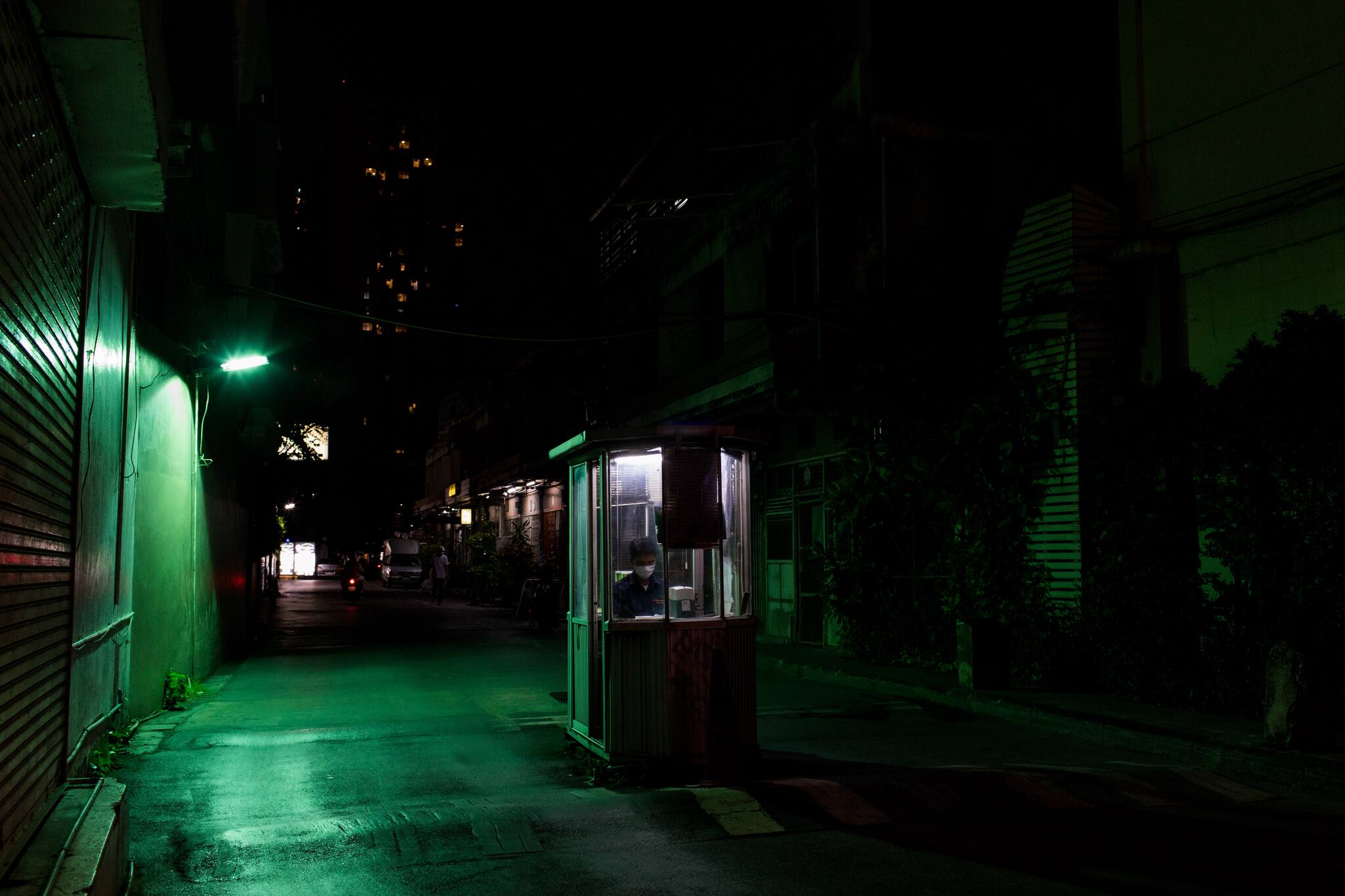 Streets of fear in Bangkok, a city popular with Chinese visitors from Wuhan, March 19, 2020. (Amanda Mustard/The New York Times)