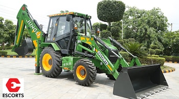 Tractor sales were at 21,895 units in the quarter, down 33 percent from a year earlier. Domestic market share of tractors declined by 150 bps to 11.4% from 12.9% last year.