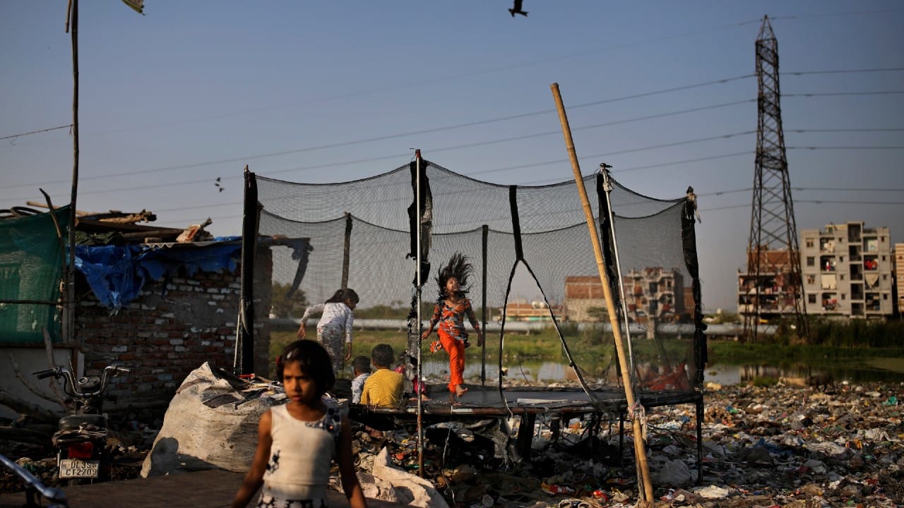 According to the UNICEF almost 20% of urban Indians do not have facilities with water and soap at home. (Image: AP)