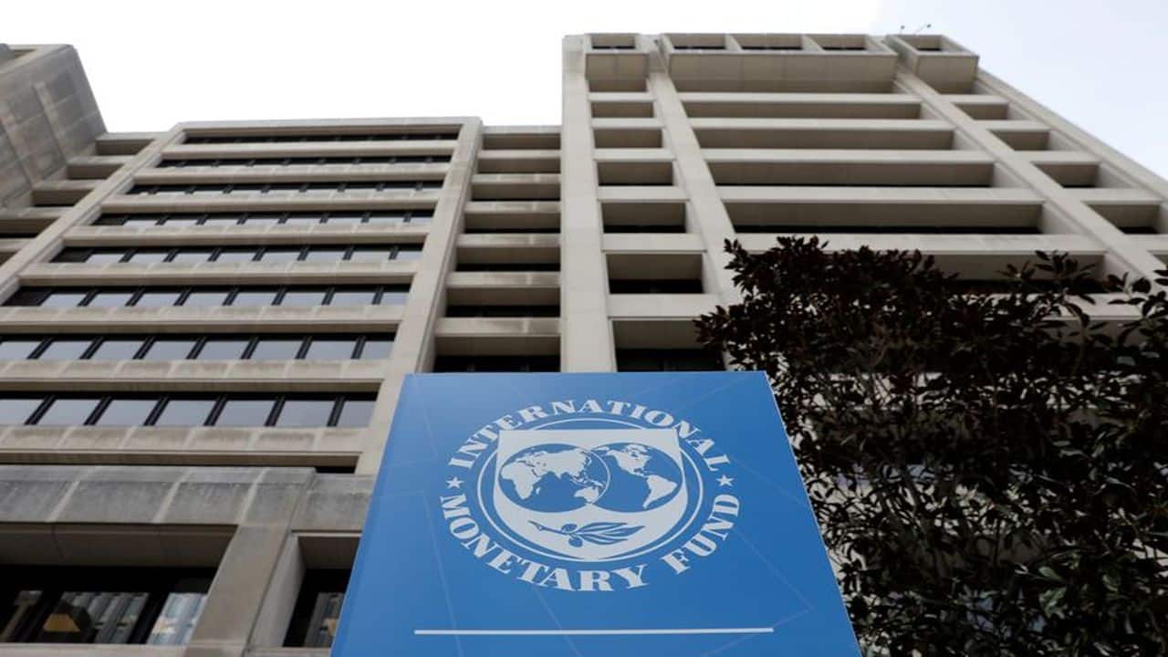 Il FMI taglia le sue previsioni per la crescita del PIL indiano per il FY24 di 20 punti base, al 5,9%.
