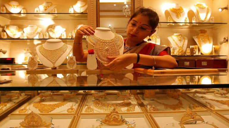 Gold Price Dips To Rs 47,953 Per 10 Gram; Silver Declines ...