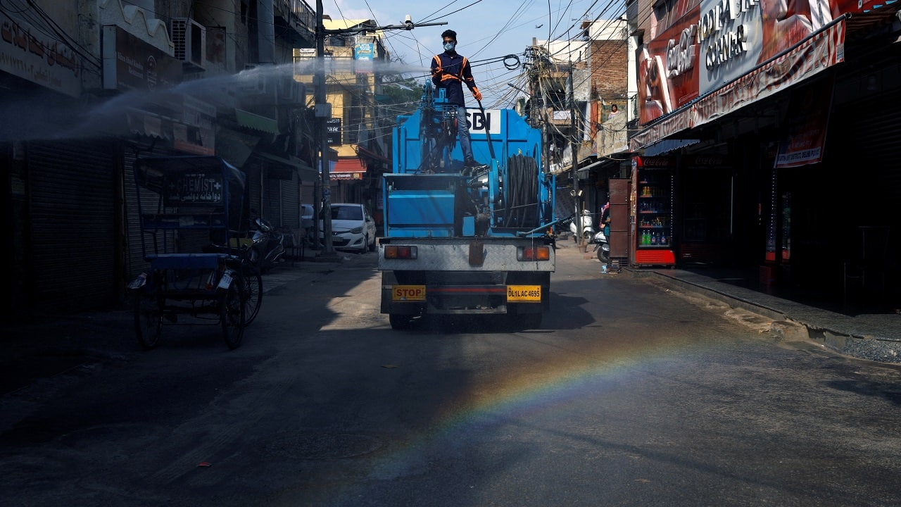 Tamil Nadu | Confirmed cases: 4,058 | Recovered cases: 1,485 | Deaths: 33 (Image: Reuters)