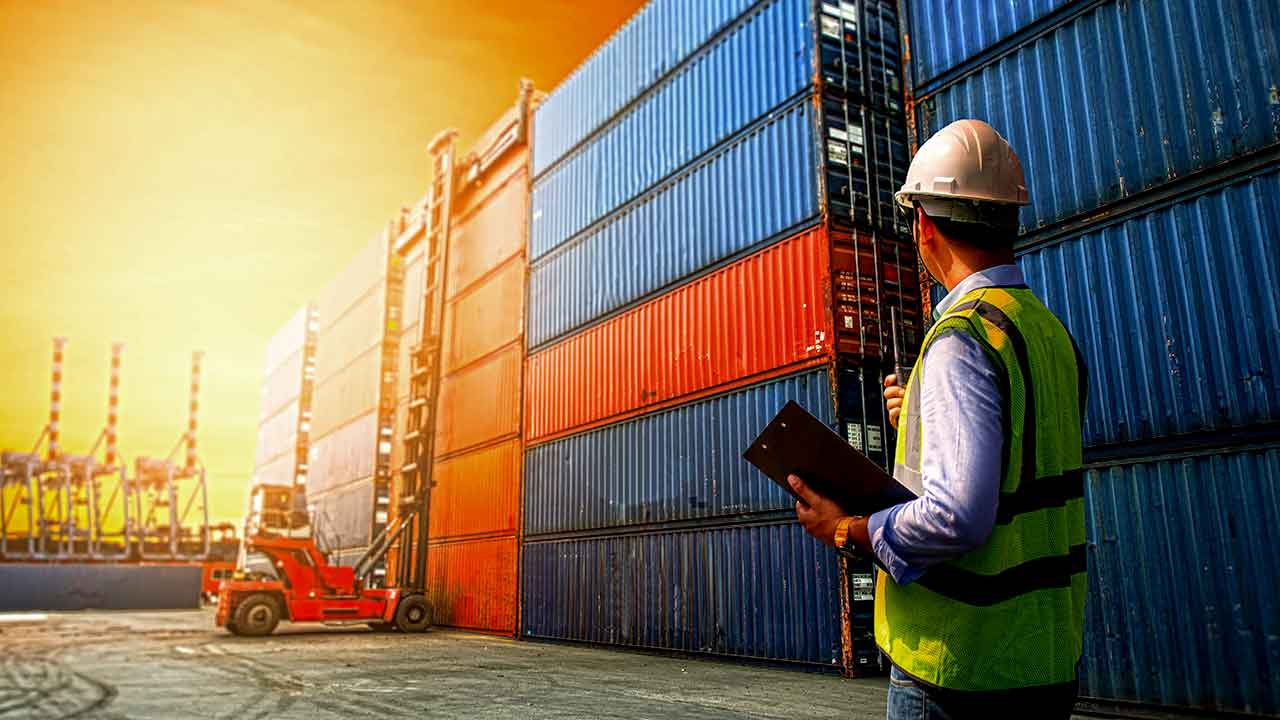 In the last three days, Sakuma Exports has gained 33 percent from Rs 5.23 to Rs 6.95 dated April 24 to April 29, in the same time period we have seen an increase in the volume (73,926 to 183,878) and deliverable volume (56,682 to 141,603)