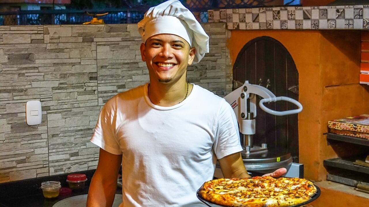 Why Amazon launched its food delivery business in the middle of a pandemic