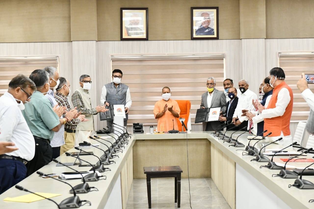 Naredco-UP signs MoU with UP government to provide jobs to 2.5 lakh labourers