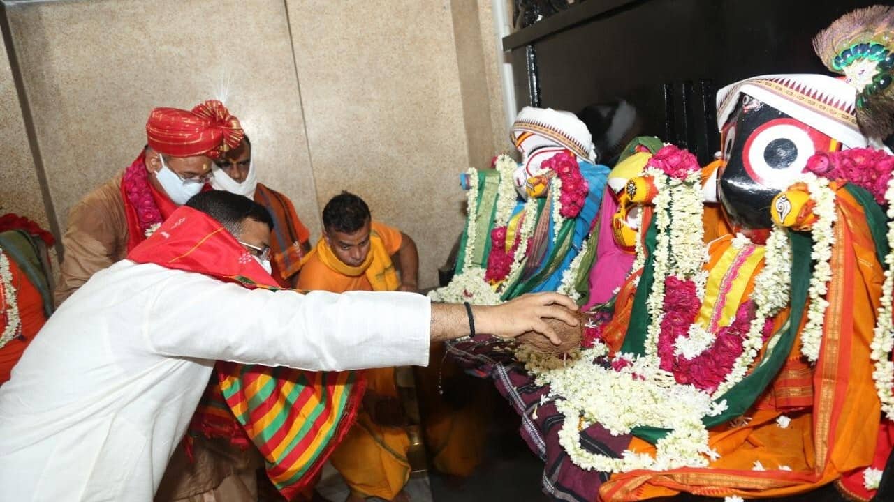 Union Minister Dharmendra Pradhan visited the Jagannath Temple in Hauz Khas, Delhi, on the occasion of Jagannath Rath Yatra celebration. (Image: Twitter @ANI) Union Minister Dharmendra Pradhan visited the Jagannath Temple in Hauz Khas, Delhi, on the occasion of Jagannath Rath Yatra celebration. (Image: Twitter @ANI)