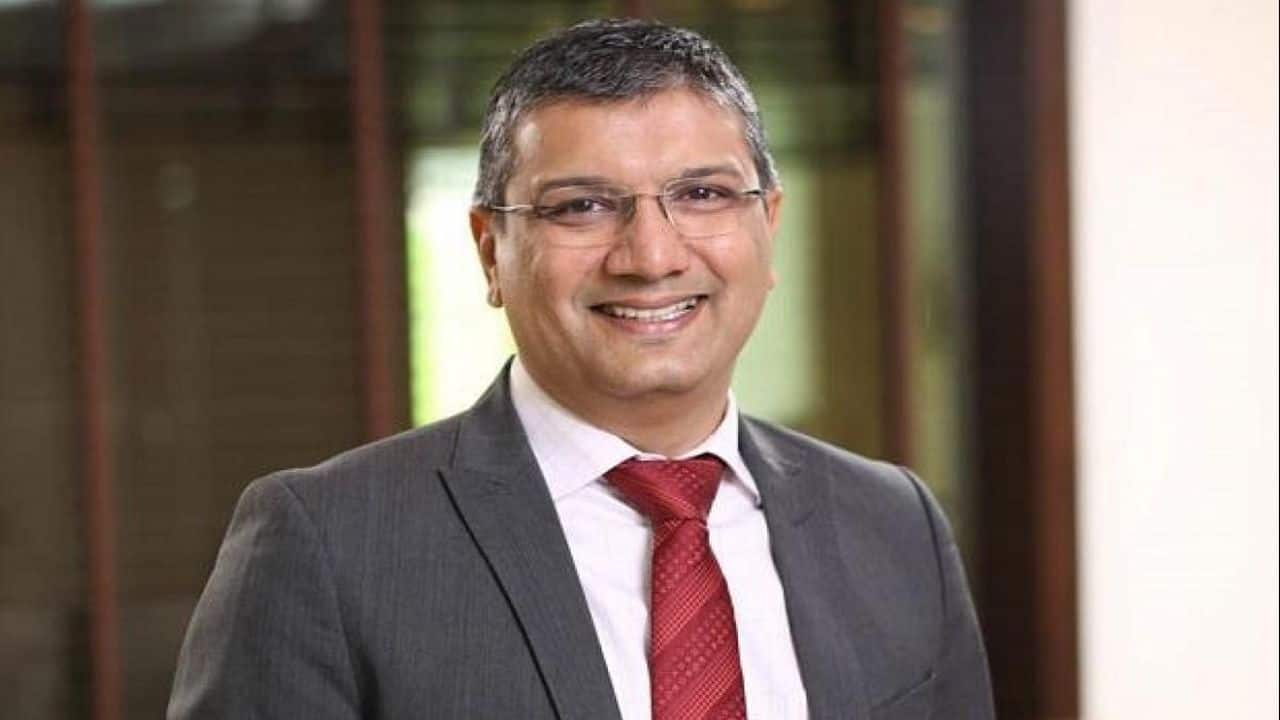 The Market Podcast | This fund manger who manages Rs 70k cr AUM has valuable advise for Robinhood investors