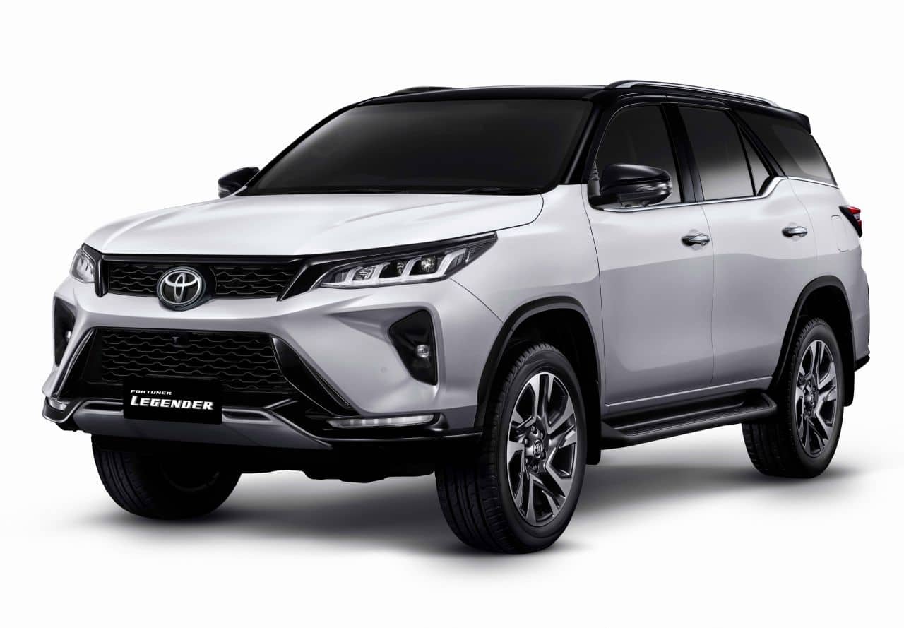  Toyota  Fortuner  facelift unveiled in Thailand  likely to 