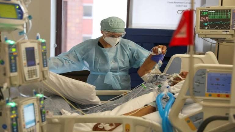Coronavirus In India | Delhi Doctor With COVID-19 Symptoms Dies After Testing Negative Twice