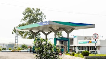 Consolidated revenue was seen at Rs 2.26 lakh crore and net profit at Rs 16,573 crore.