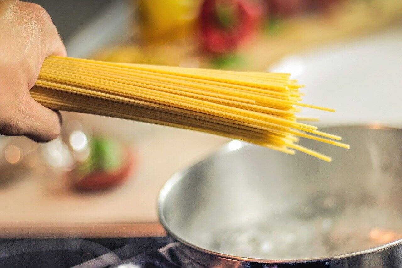 COVID-19 lockdown | This company is quietly cashing in on Indians' new-found love for cooking COVID-19 lockdown | This company is quietly cashing in on Indians' new-found love for cooking