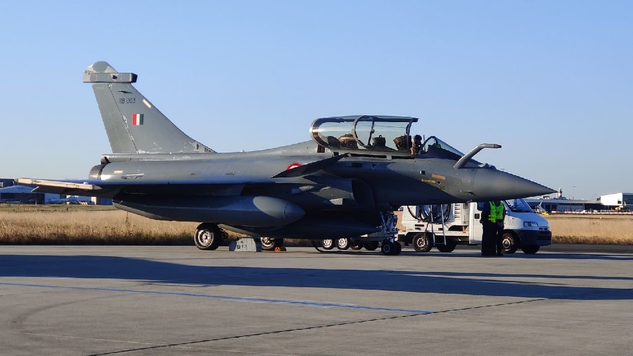 In Pics First Five Rafale Fighter Jets Arrive At Ambala Airbase Greeted With Ceremonial 1575