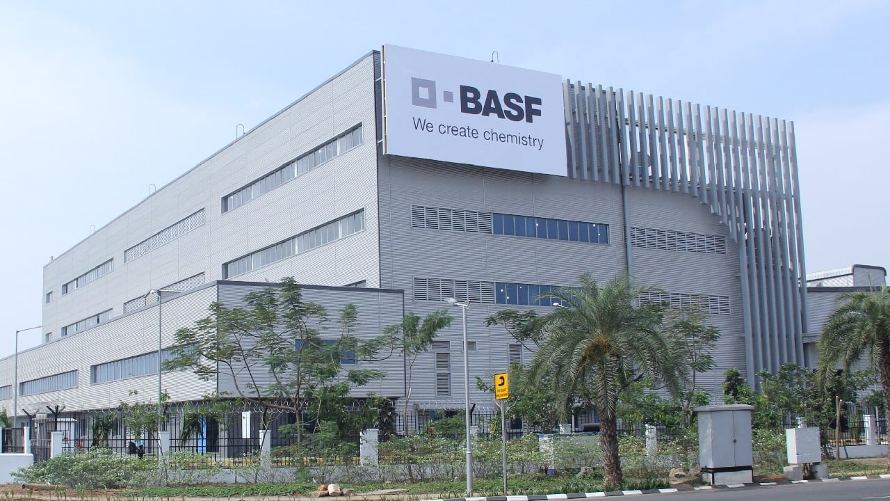 BASF | CMP: Rs 2,848 | The stock price surged 10 percent after the firm reported net profit at Rs 149.8 crore against Rs 55.8 crore (YoY). Revenue was up 20.8% at Rs 3,389.5 crore against Rs 2,805.6 crore (YoY). EBITDA slipped 2% at Rs 215.1 crore against Rs 219.4 crore (YoY). EBITDA margin at 6.3% against 7.8% (YoY).