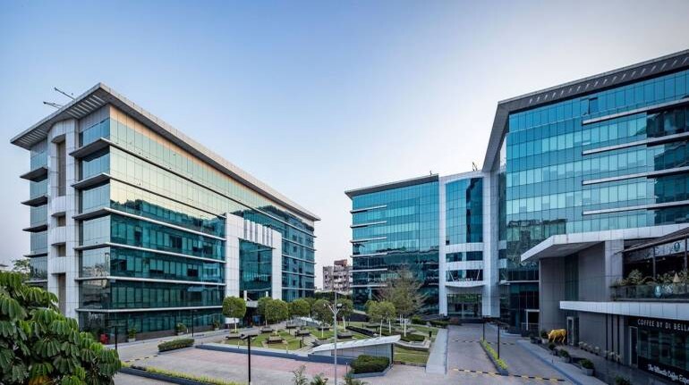 Brookfield Properties leases  lakh sq ft office space in Mumbai