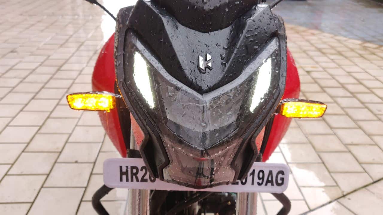 Hero Xtreme 160r Review A Muscular Lightweight That Surprises You At Every Corner