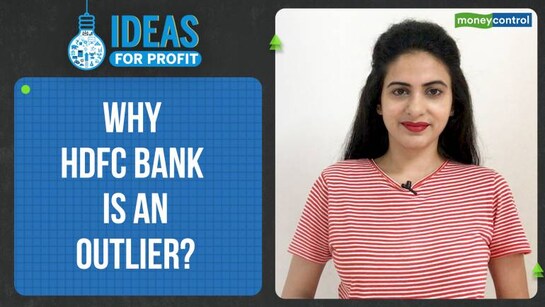 What makes HDFC Bank a clear outlier?