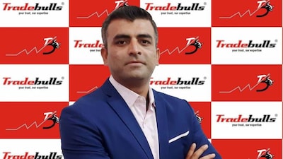 MC Interview | 17,500 on Nifty to come under jeopardy, but Bank Nifty unlikely to go beyond 40,000 soon, says this technical chartist