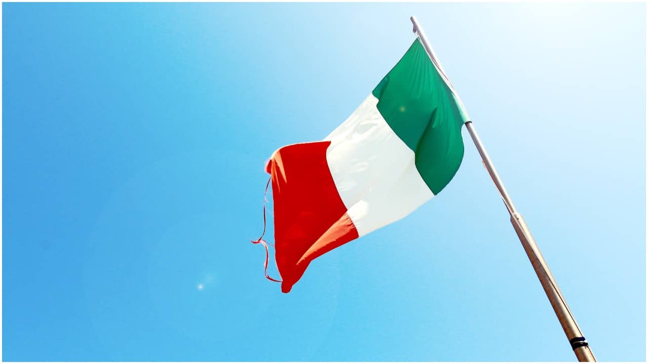 Italy: Italy ranks fourth in the list of countries that offer the most affordable data plans worldwide. In Italy, 1GB of mobile data 43¢ or Rs 32.