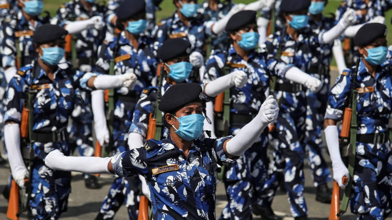 Over 350 Delhi Police personnel who will be part of the guard of honour at Red Fort on Independence Day have been quarantined as a precautionary measure. (Image: Reuters)