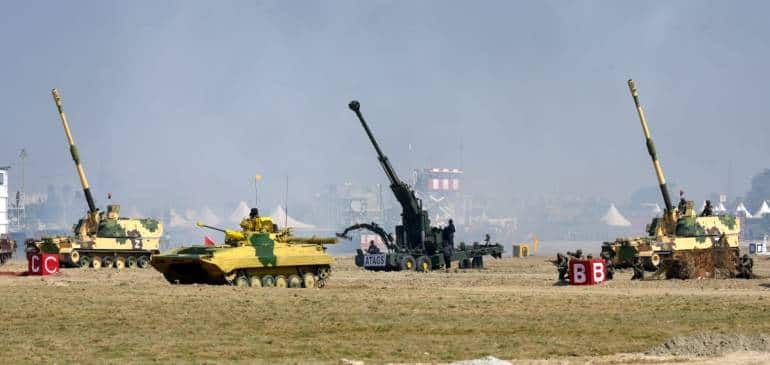 Indian Army: Army inducts three artillery guns, including US' M777  howitzers | India News - Times of India